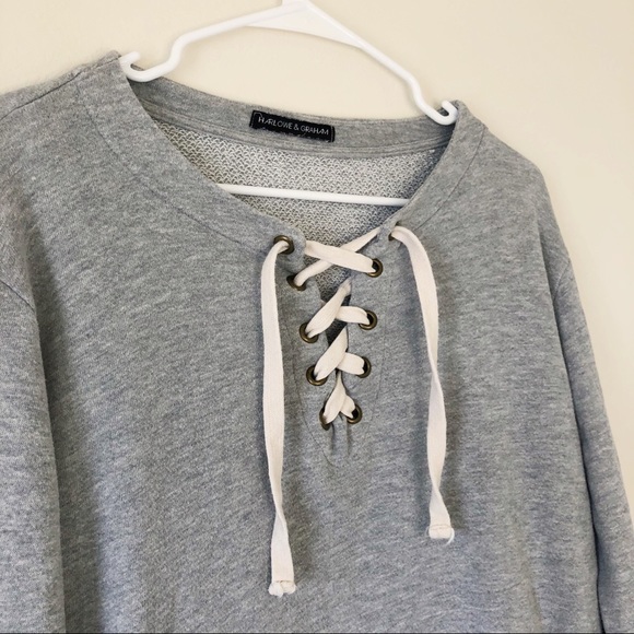 Harlow & Graham Gray Crewneck Sweatshirt - Picture 2 of 3